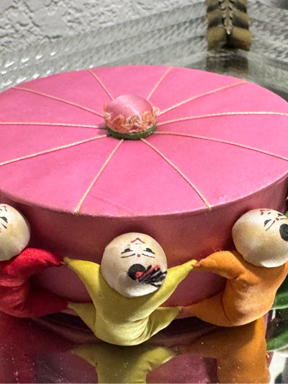 Vintage Silk Chinese Dolls Trinket Jewelry Box w/Lid - Picture 13 of 14